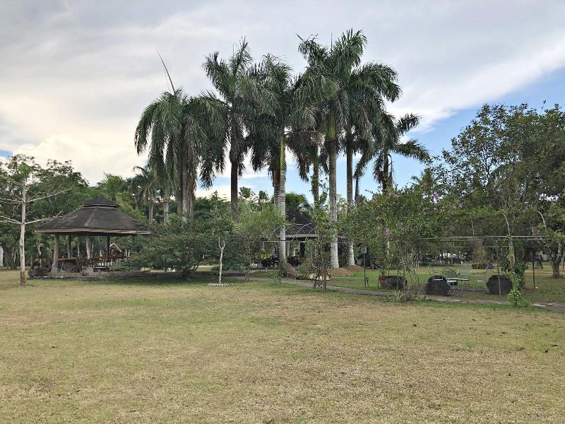 Photo of Overlooking Lagoon at Sitio de Amor, 3-star hotel in Laguna (province)