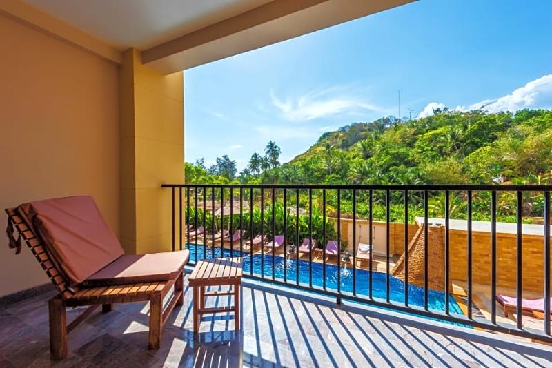 Photo of M Social Hotel Phuket, 5-star hotel in Bangla Road