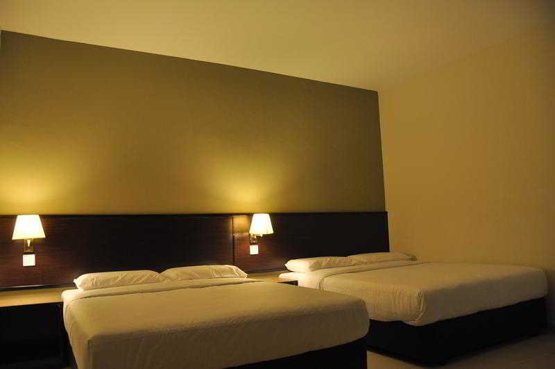 Photo of DJ Citi Point Hotel, 2-star hotel in Kuala Terengganu