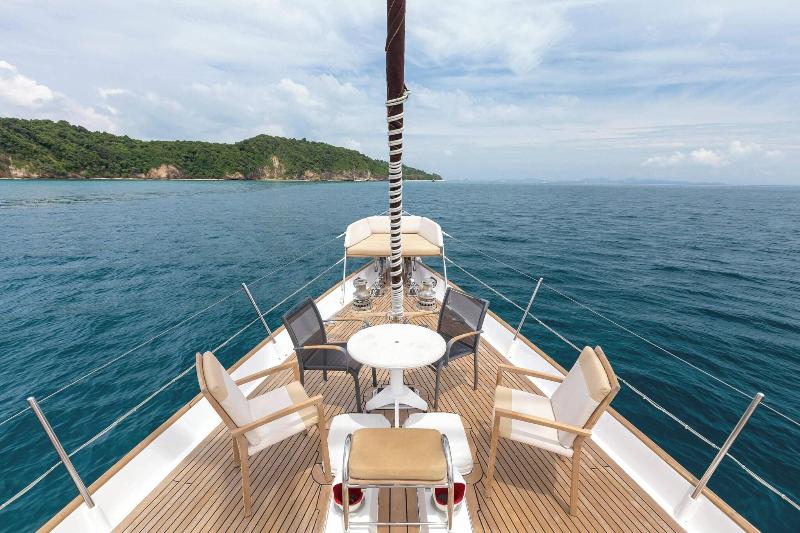 Photo of Le Meridien Phuket Beach Resort, 5-star hotel in Karon Beach