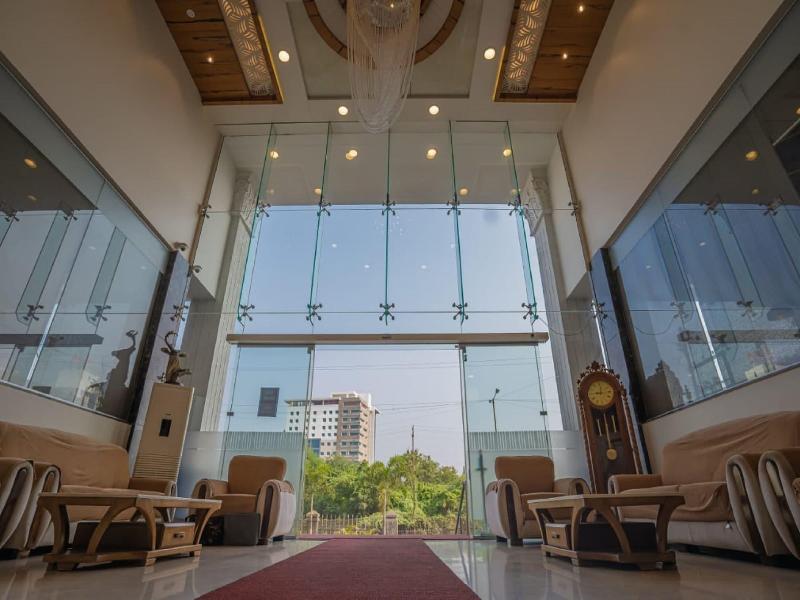 Photo of Hotel V Star, 3-star hotel in Ahmednagar