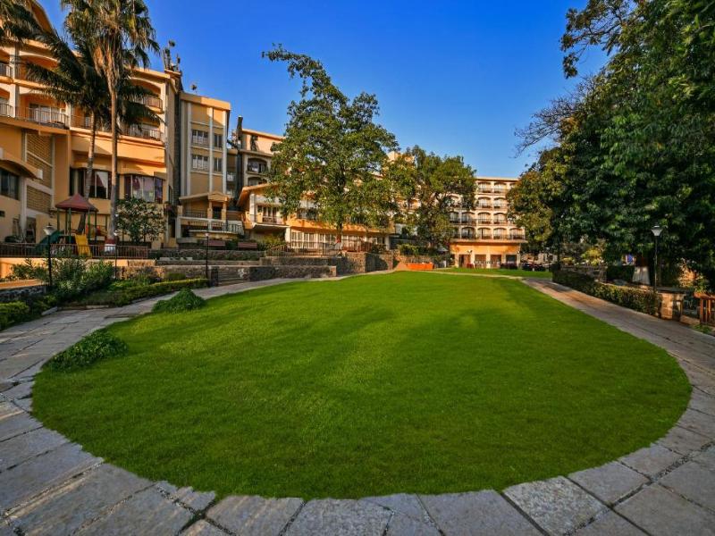 Photo of Fariyas Resort Lonavala, 4-star hotel in Pune District