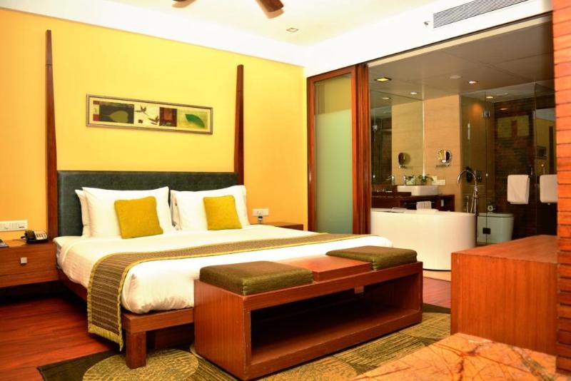 Photo of Fariyas Resort Lonavala, 4-star hotel in Pune District
