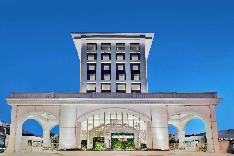 Photo of Courtyard by Marriott Bengaluru Hebbal, 5-star hotel in Bengaluru (and vicinity)