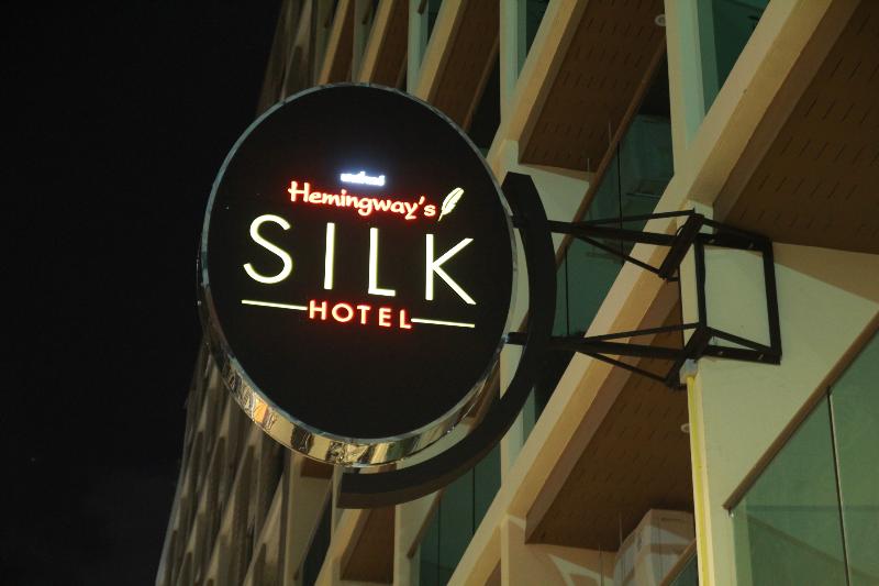 Photo of Hemingways Silk Hotel, 3-star hotel in Bangla Road