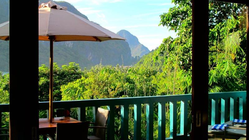 Photo of Karuna El Nido Villas, 4-star hotel in El Nido