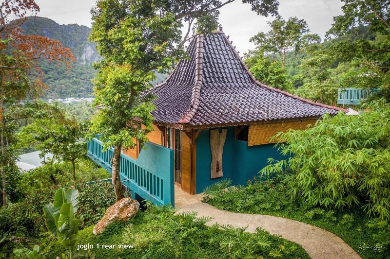 Photo of Karuna El Nido Villas, 4-star hotel in El Nido