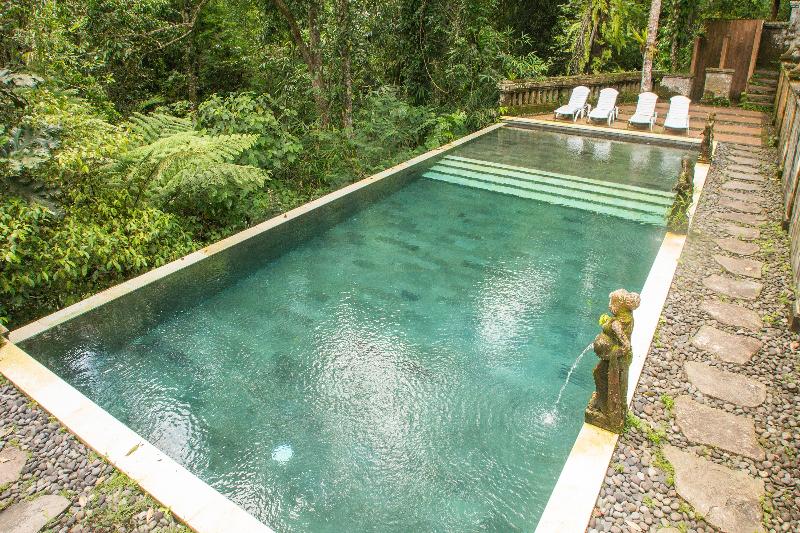 Bali Jungle Resort, Singapore