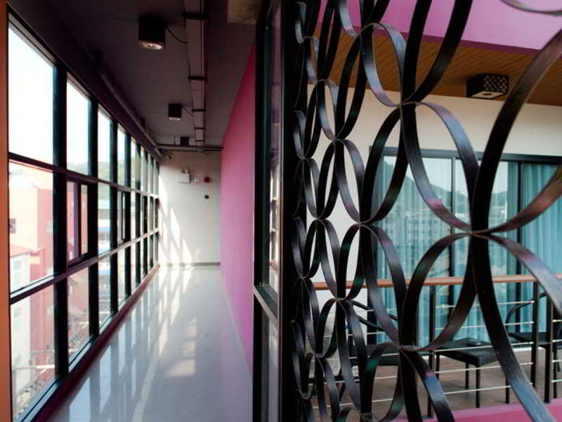 Photo of De coze' Hotel, 3-star hotel in Bangla Road