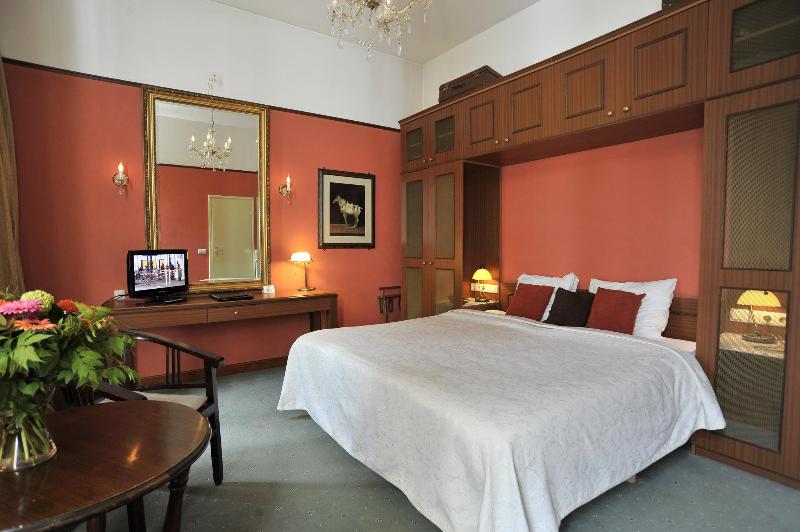 Photo of Hotel Mastbosch Breda, 4-star hotel in Breda