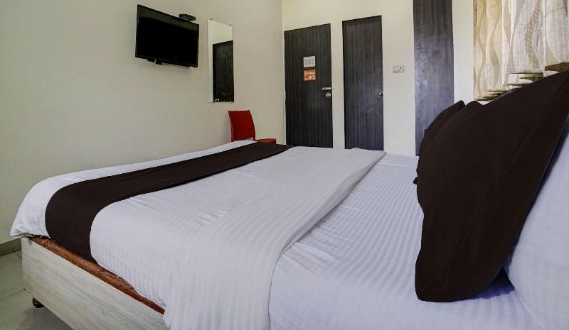 Photo of OYO 845 Hotel Kailash Park, 2-star hotel in Mumbai (and vicinity)