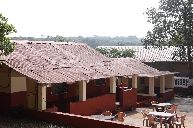 Photo of Gujarat Bhavan Hotel, 3-star hotel in Khalapur