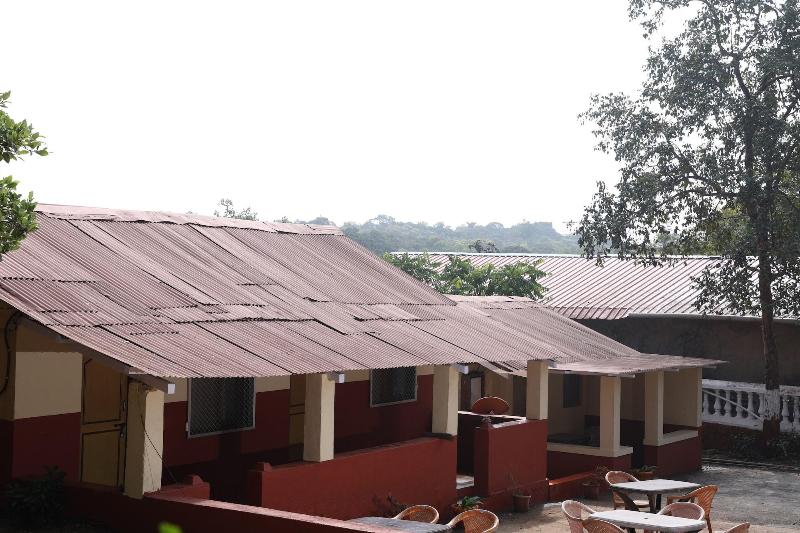 Photo of Gujarat Bhavan Hotel, 3-star hotel in Khalapur