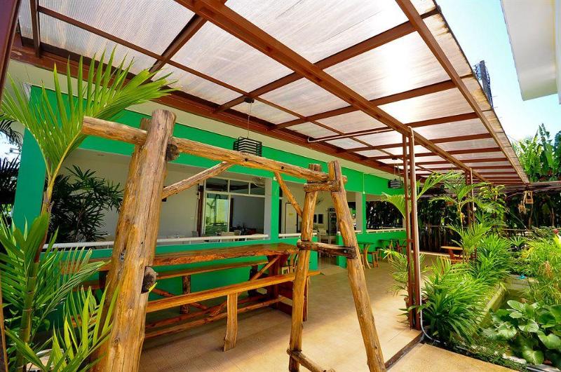 Photo of Phuket Airport Inn, 3-star hotel in Phuket (and vicinity)
