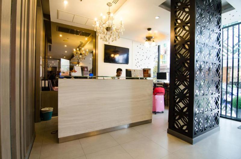 Photo of Mirage Express Patong Phuket Hotel, 3-star hotel in Bangla Road