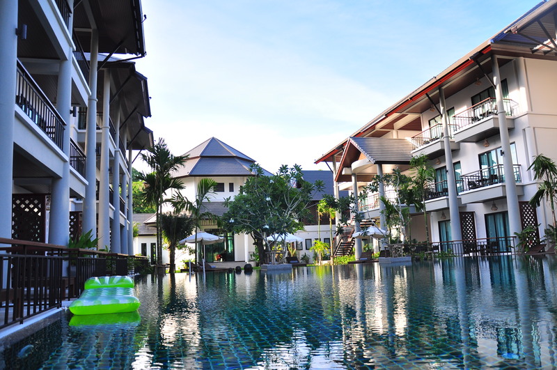 Photo of Navatara Phuket Resort, 4-star hotel in Nai Harn Beach