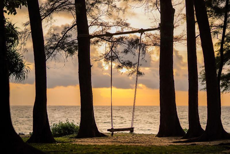 Photo of Le Méridien Phuket Mai Khao Beach Resort, 4-star hotel in Phuket (and vicinity)