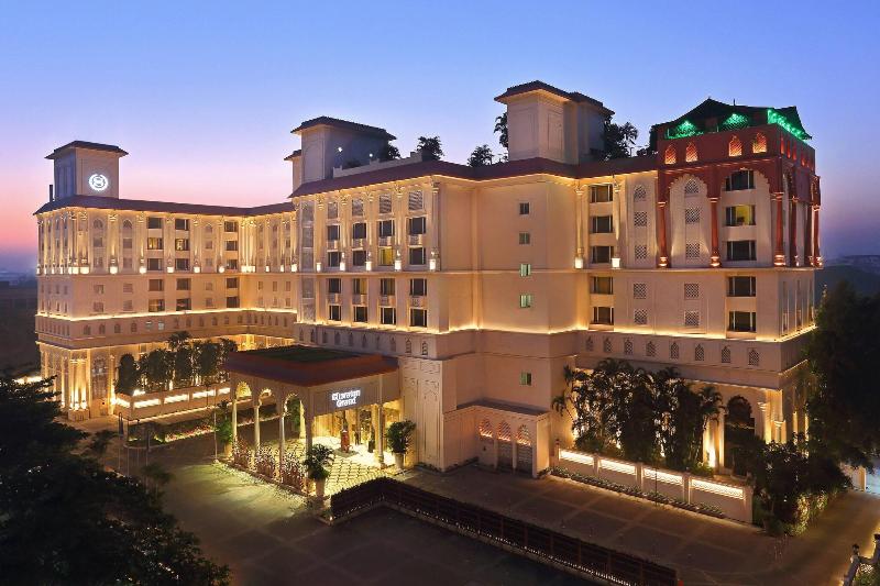 Photo of Sheraton Grand Pune Bund Garden Hotel, 5-star hotel in Pune District