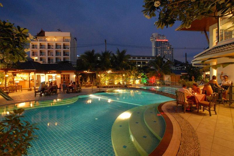 Photo of The Yorkshire Hotel, 3-star hotel in Bangla Road