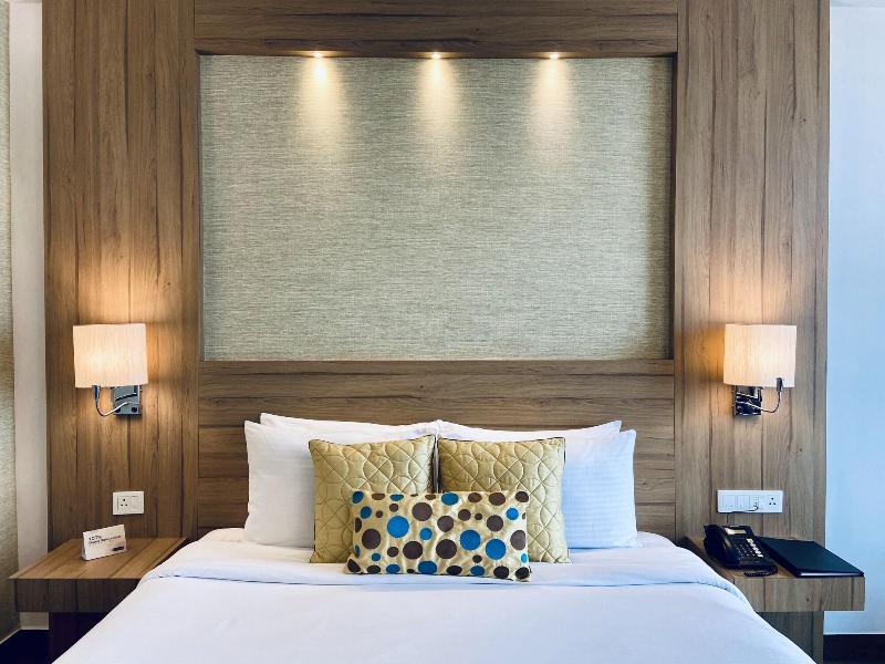 Photo of The Landmark Hotel, 5-star hotel in Kanpur