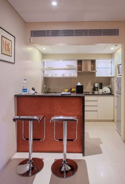Photo of Oakwood Residence Naylor Road Pune, 4-star hotel in Pune District