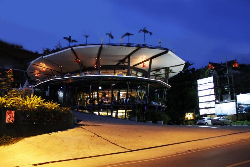 Photo of IndoChine Resort & Villas, 5-star hotel in Bangla Road