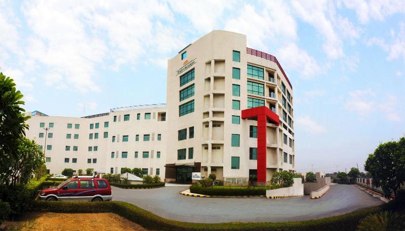 Fairvacanze Inns & Suites exterior, 3-Star hotel in Sonepat