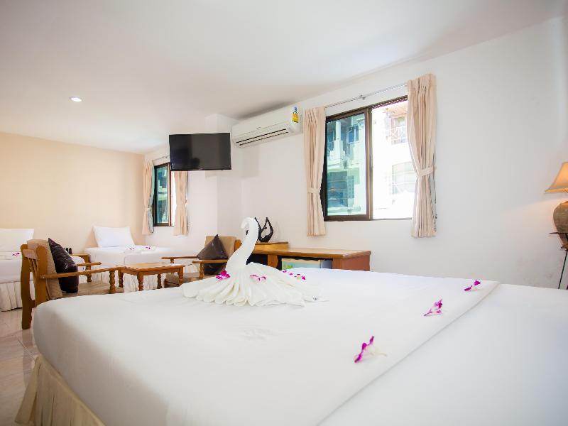 Photo of BH Baan Paradise, 2-star hotel in Bangla Road