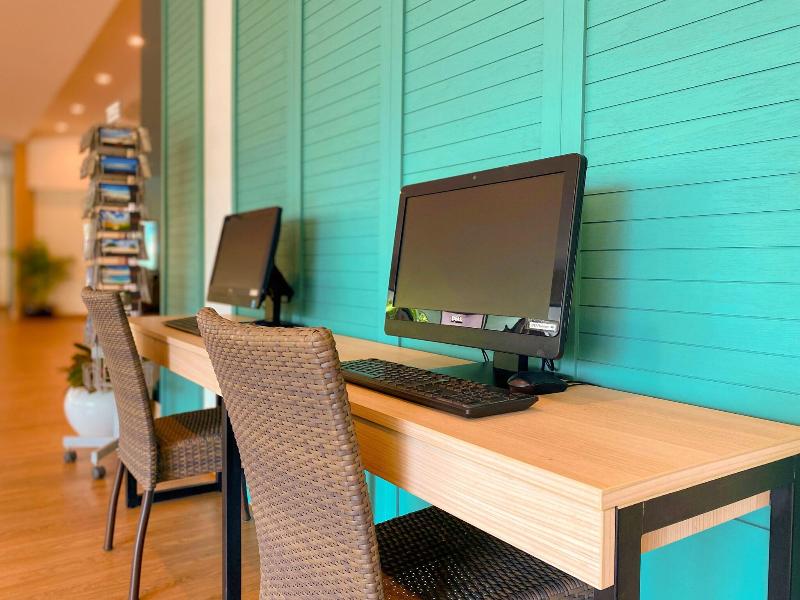 Photo of Best Western Phuket Ocean Resort, 3-star hotel in Karon Beach