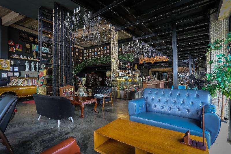 Photo of Quip Bed & Breakfast Phuket Hotel, 2-star hotel in Phuket (and vicinity)
