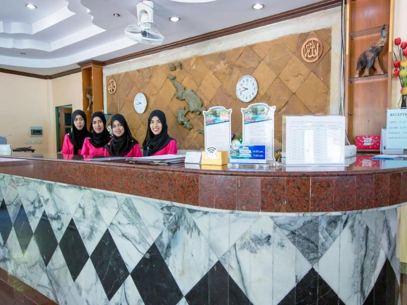 Photo of Andaman Beach Suites Hotel, 3-star hotel in Bangla Road