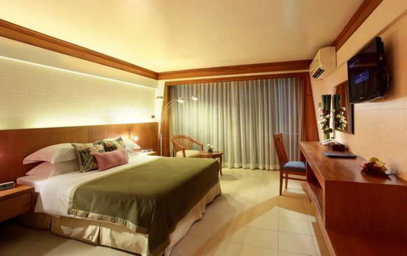 Photo of Safari Beach Hotel, 3-star hotel in Bangla Road