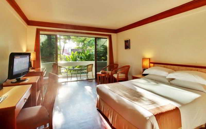 Photo of Safari Beach Hotel, 3-star hotel in Bangla Road