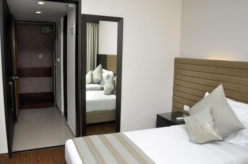 Photo of Indismart Hotel, 3-star hotel in Kolkata (and vicinity)