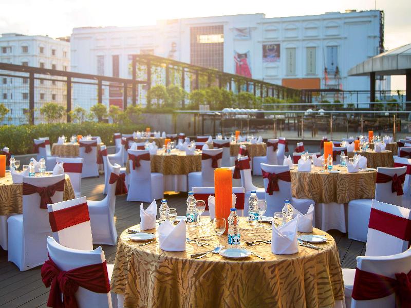 Photo of Novotel Kolkata Hotel & Residences Hotel, 5-star hotel in Kolkata (and vicinity)