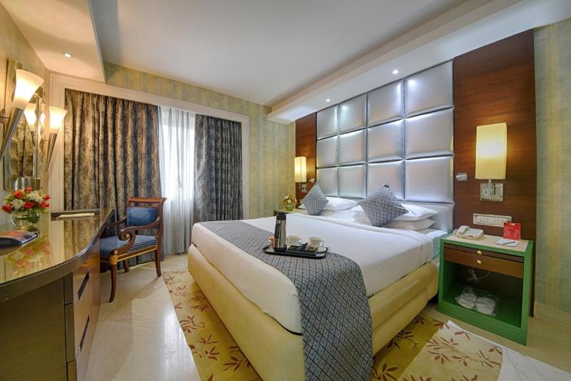 Photo of De Sovrani, 4-star hotel in Kolkata (and vicinity)