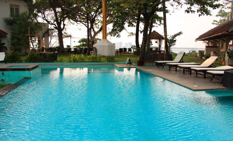 Photo of Old Lighthouse Bristow Hotel, 4-star hotel in Cochin (and vicinity)