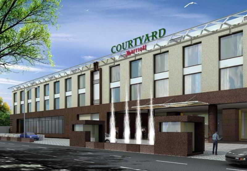 Courtyard by Marriott Kochi Airport exterior, 5-Star hotel in Cochin (and vicinity)
