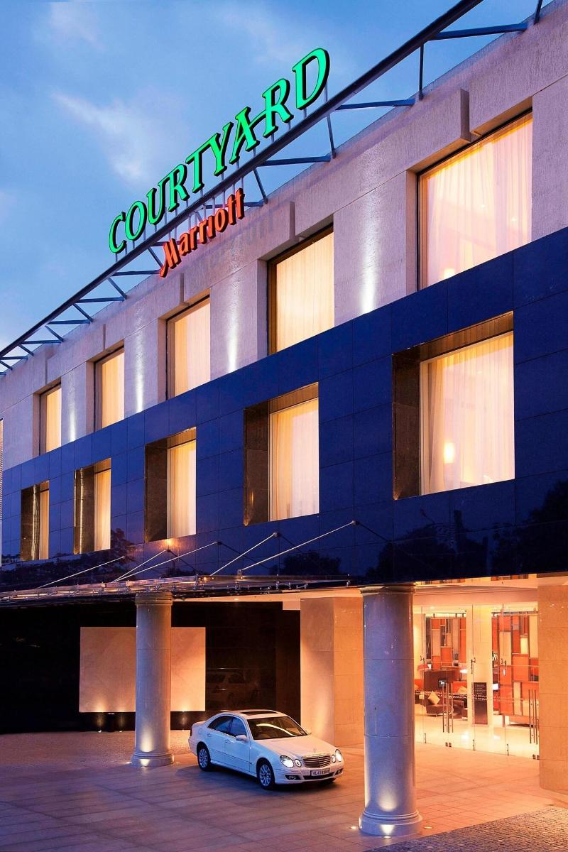 Photo of Courtyard by Marriott Kochi Airport, 5-star hotel in Cochin (and vicinity)