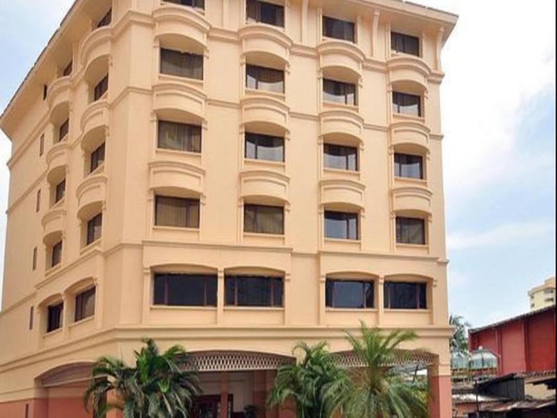 Abad Atrium exterior, 3-Star hotel in Cochin (and vicinity)