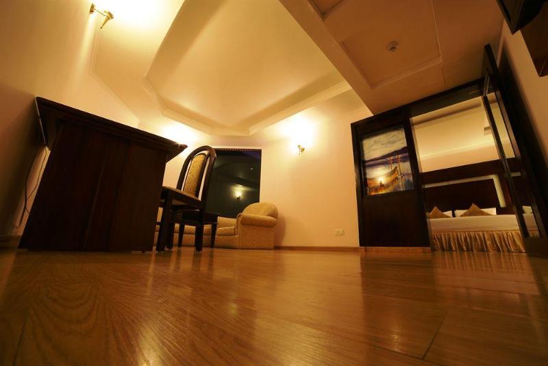 Photo of The Quilon Beach Hotel and Convention Center, 5-star hotel in Quilon
