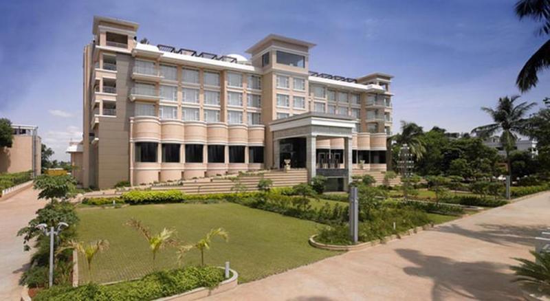 Photo of Royal Orchid Central Kireeti, 4-star hotel in Hospet