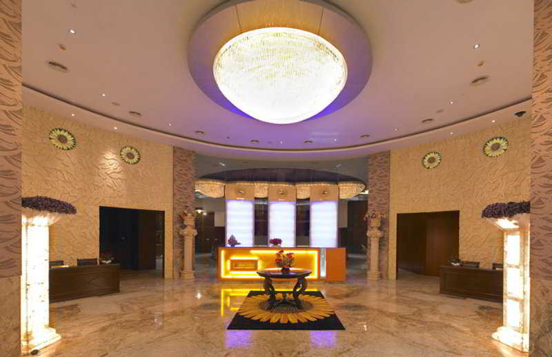 Photo of Royal Orchid Central Kireeti, 4-star hotel in Hospet