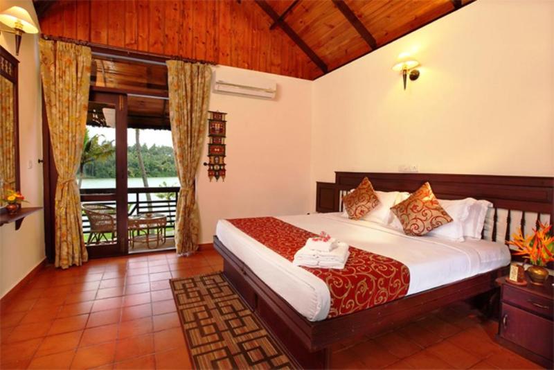 Photo of Fragrant Nature Backwater Resort & Ayurveda Spa, 5-star hotel in Quilon