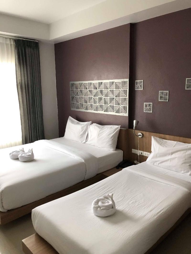 Photo of Tonkok Hotel, 1-star hotel in Ban Fang Min