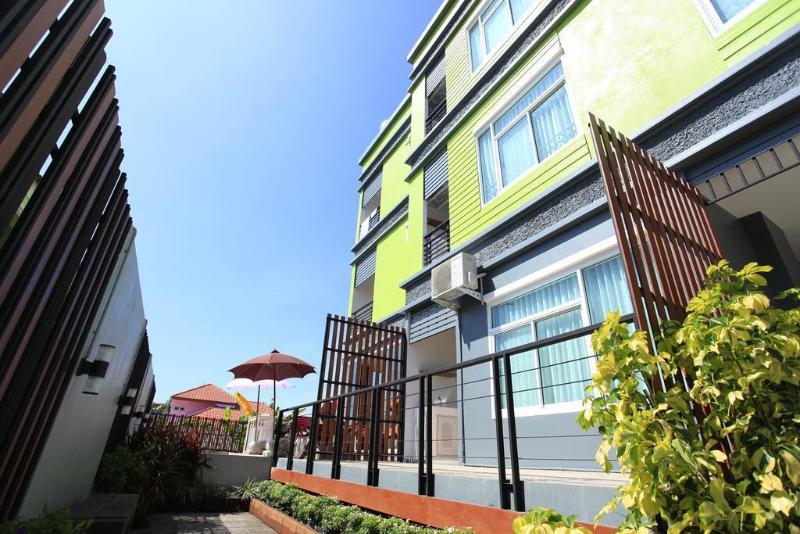 Photo of Tonkok Hotel, 1-star hotel in Ban Fang Min