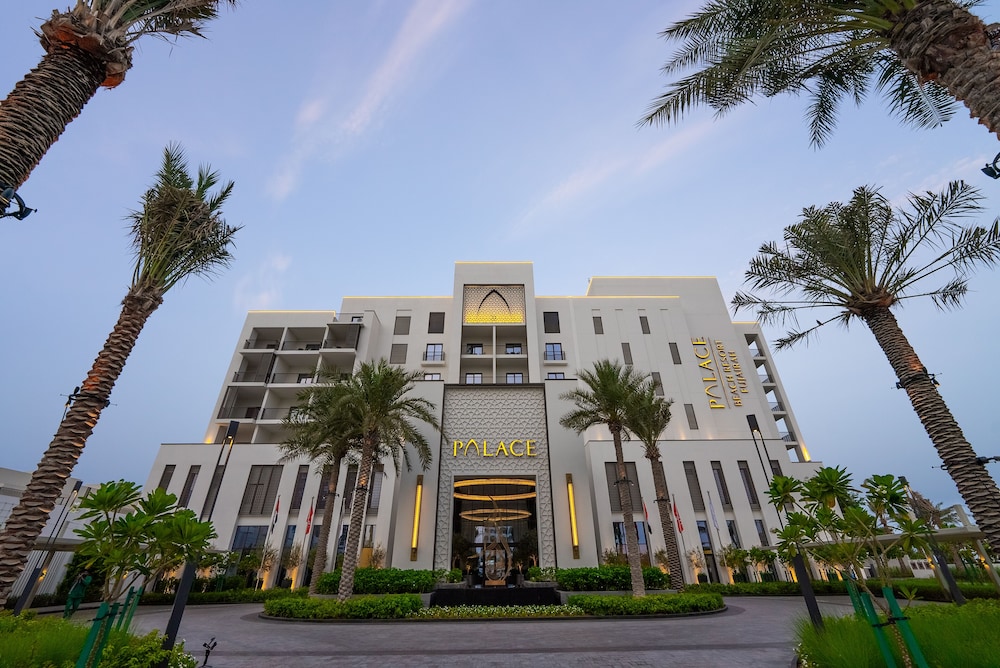 Photo of Palace Beach Resort Fujairah, 5-star hotel in Al-Fujairah