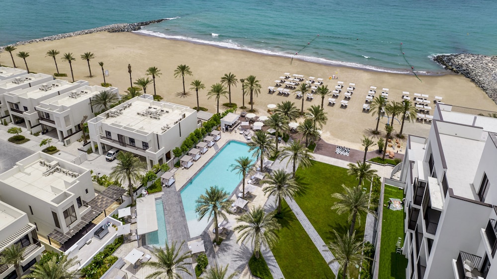 Photo of Palace Beach Resort Fujairah, 5-star hotel in Al-Fujairah
