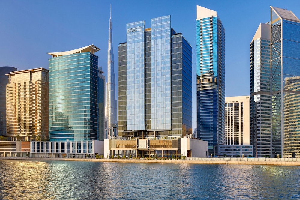 The St. Regis Downtown Dubai, Singapore