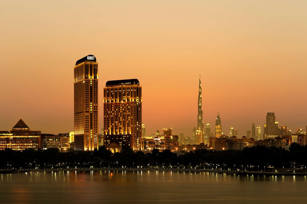 Hyatt Regency Dubai Creek Heights, Singapore